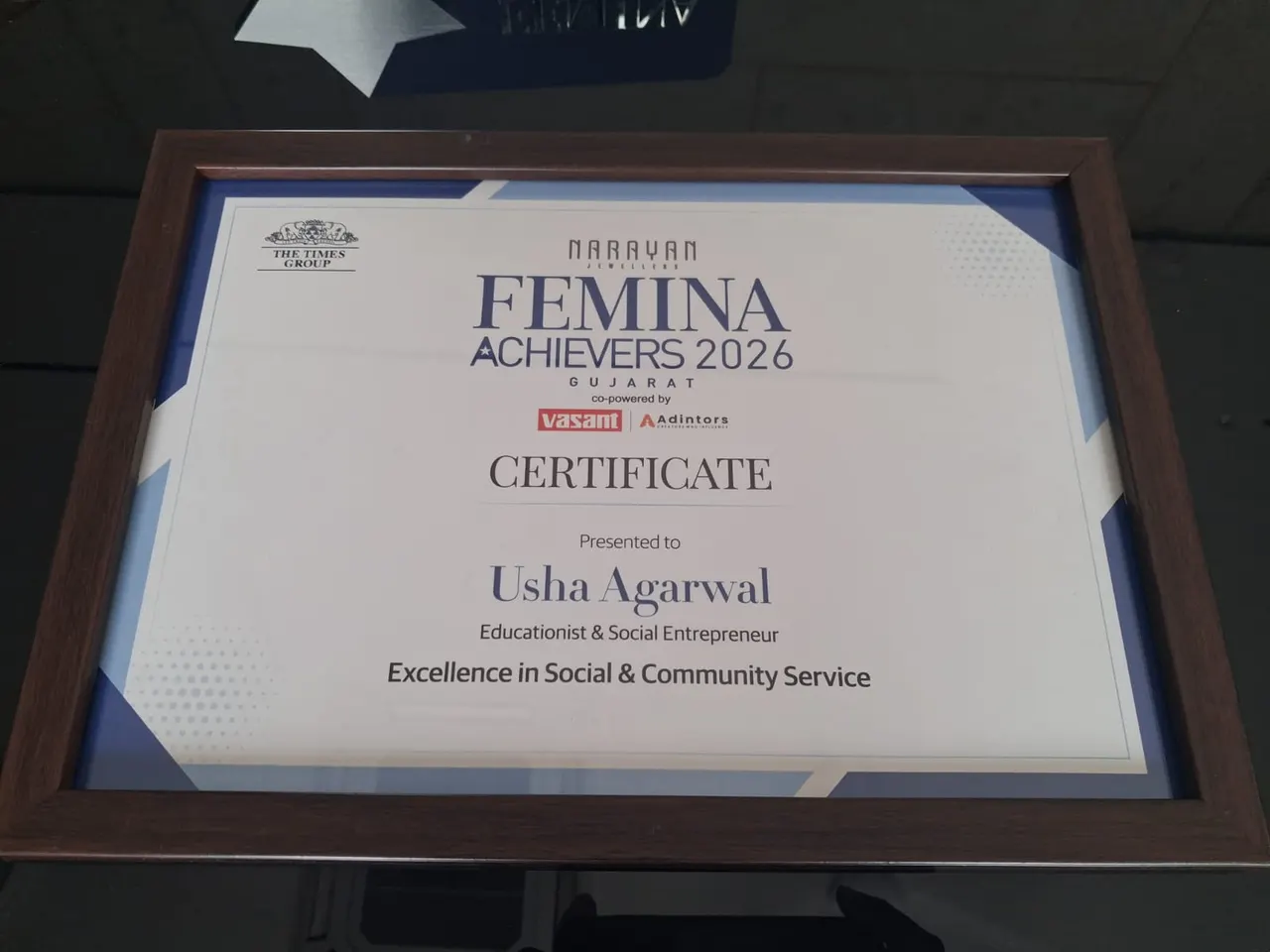 Usha Agarwal receiving Femina Achievers 2026 honour for Excellence in Social and Community Services - moment 3