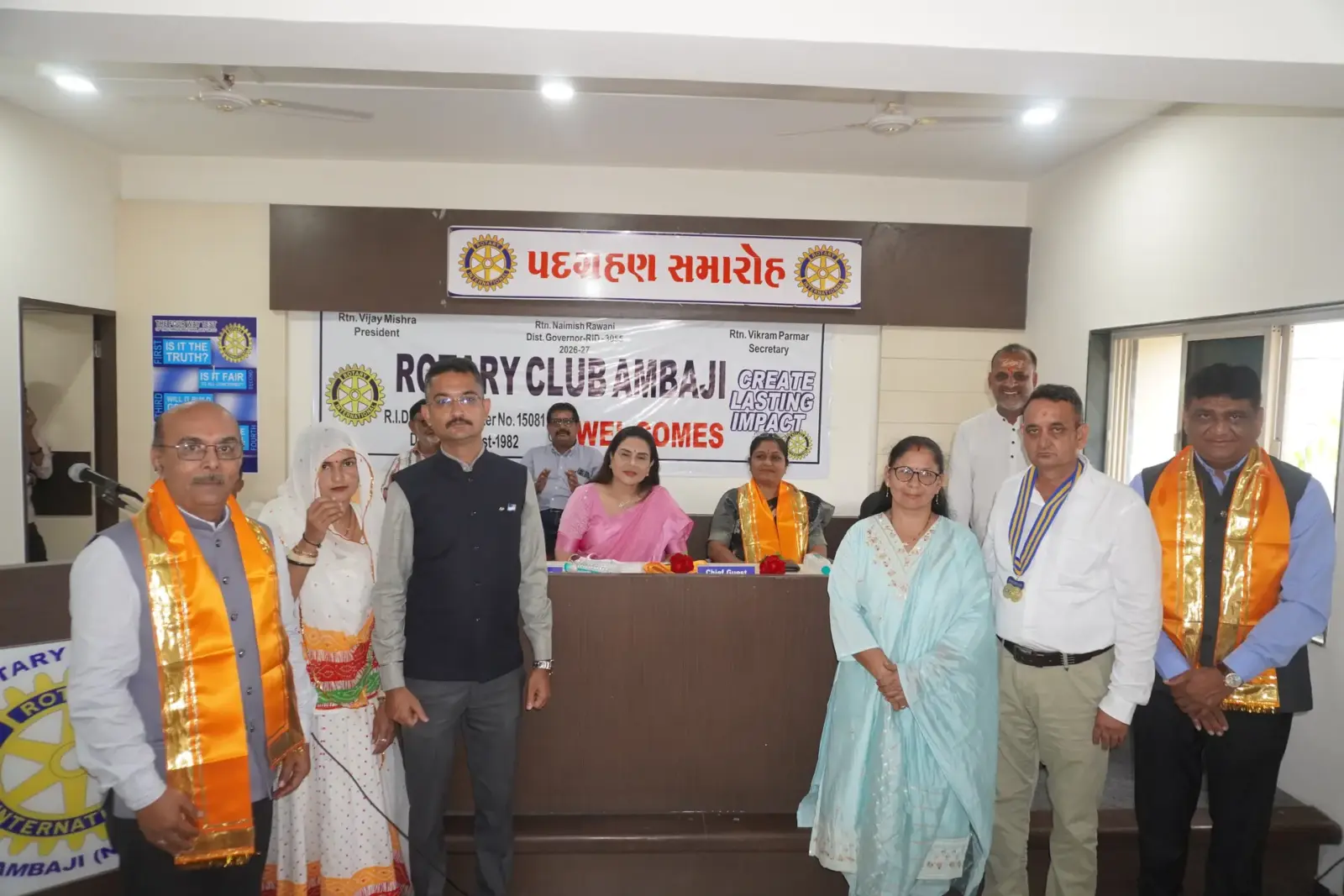 Usha Agarwal addressing gathering at Rotary Honorary Recognition 2026–2027 - moment 5